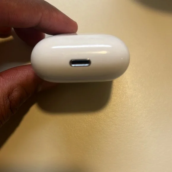 Apple airpods (2nd Generation)